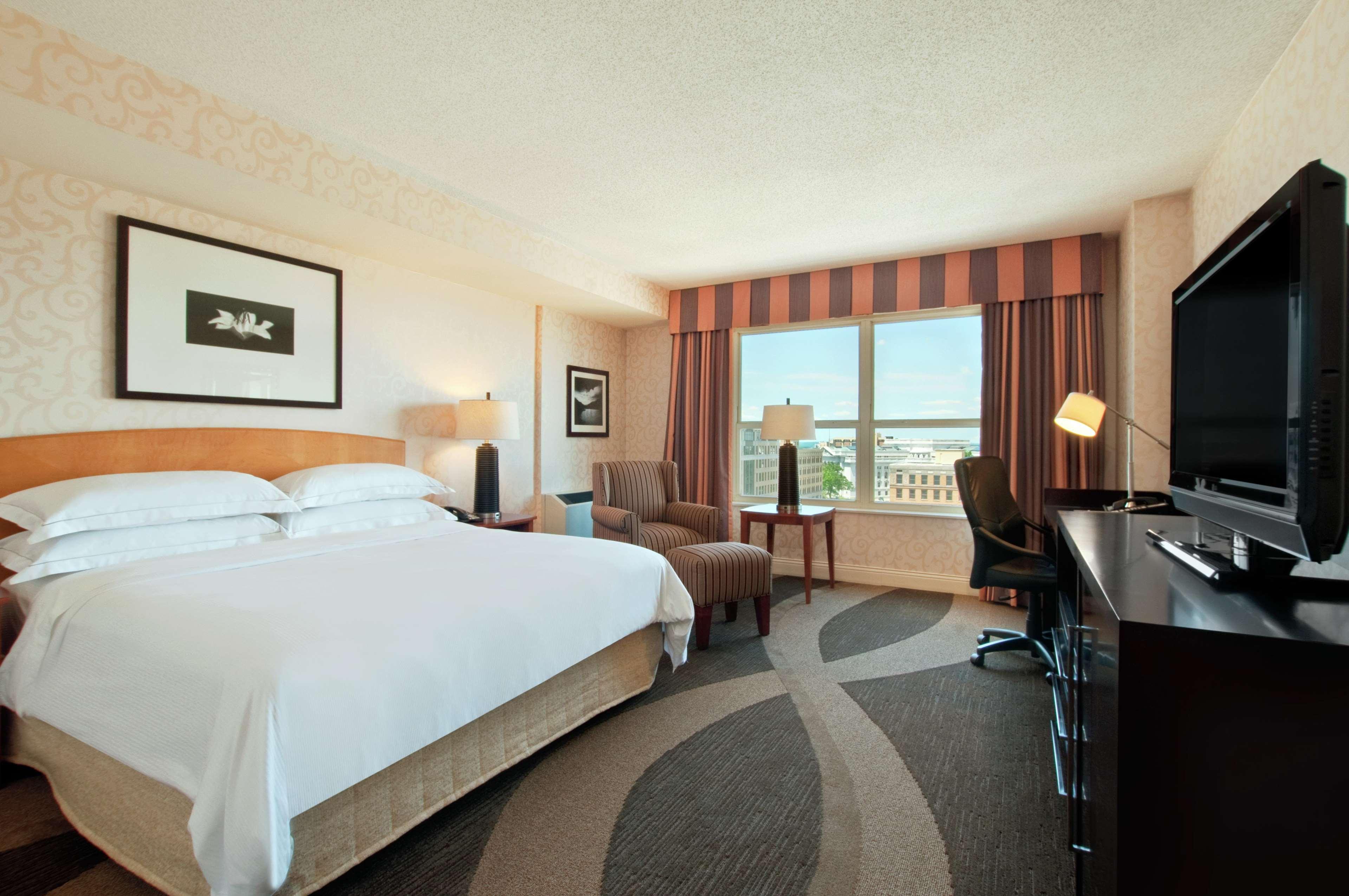 Hilton Madison Monona Terrace Hotel Phòng bức ảnh